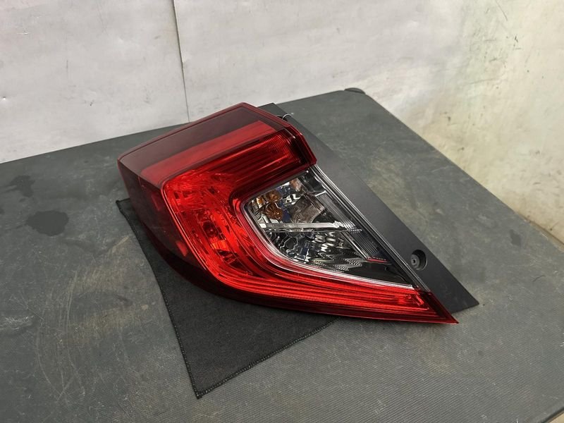 2016 Honda Civic Tail Light – Sedan, Quarter Mounted, LH